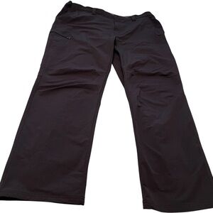 Mountain Warehouse Black Pants-Mens-size 40x32 Great condition